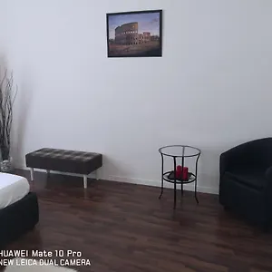 Apartament Trastevere Four Seasons Valadier, Rzym