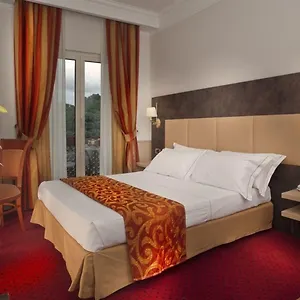 4* Hotel Pinewood